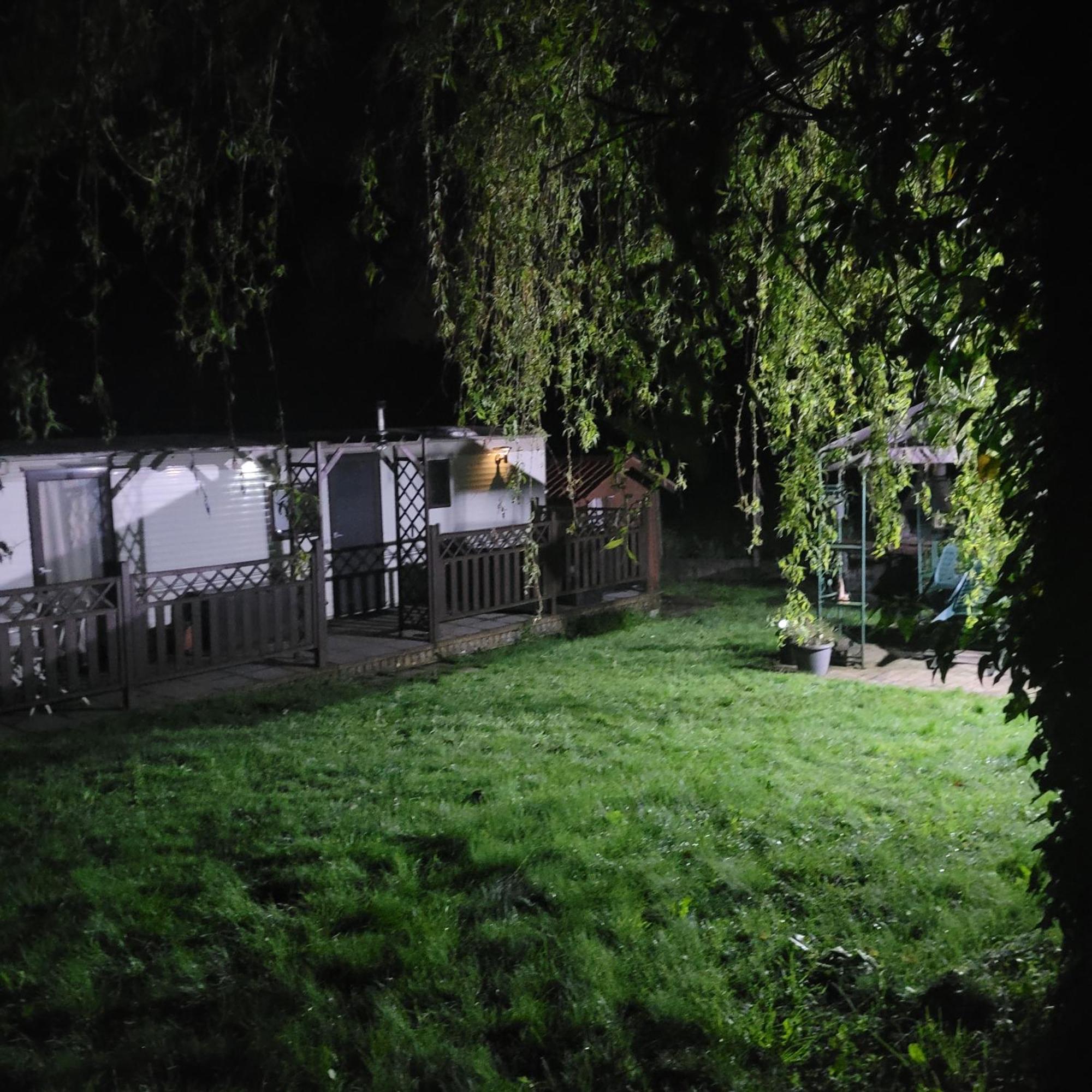 Hastiere-par-delaAu Jardin D'Eden别墅 外观 照片